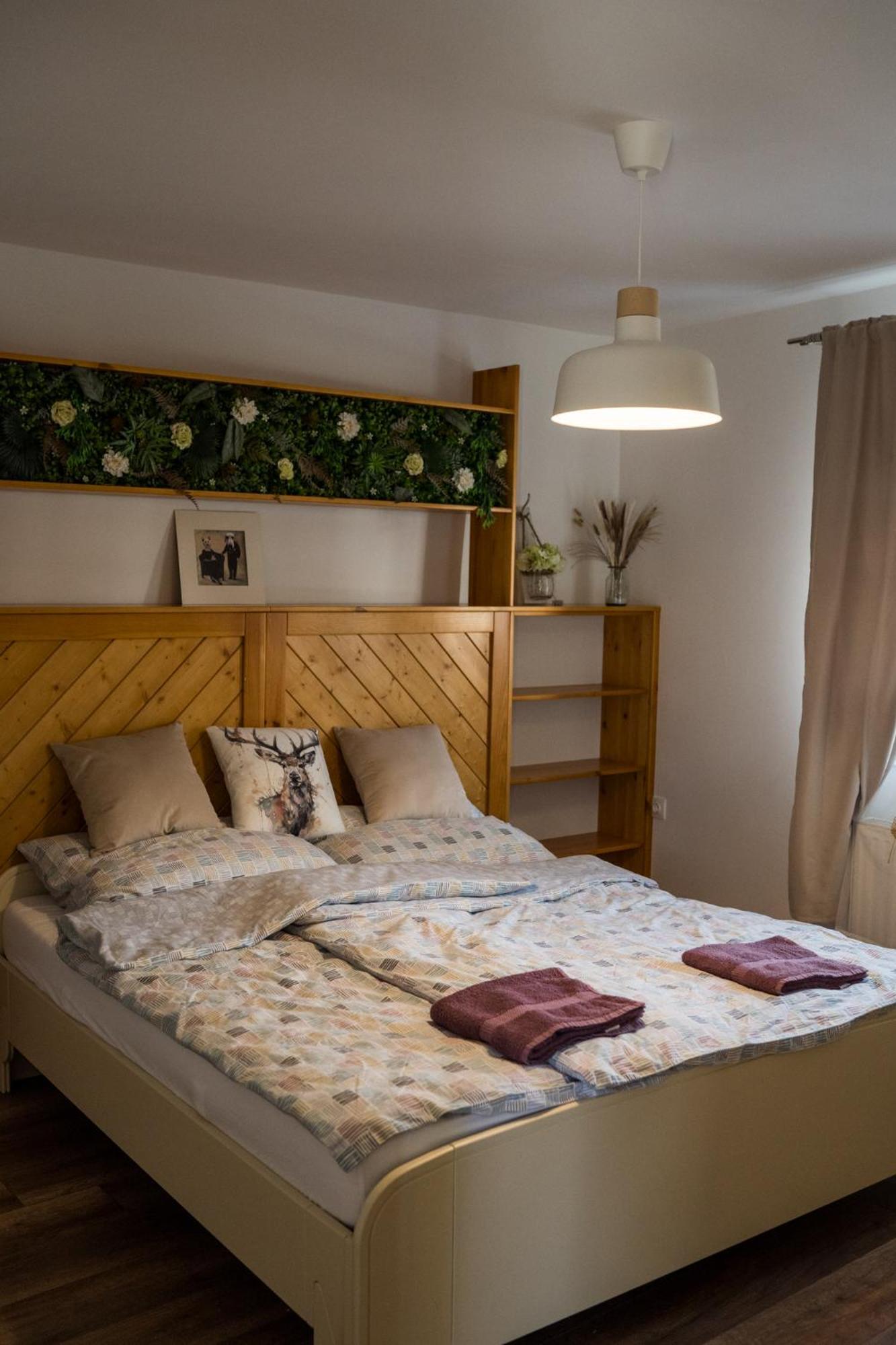 Apartamento Csipesz_Vendeghaz Sümeg Exterior foto